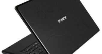 Gigabyte E1500 Laptop Headed to Stores