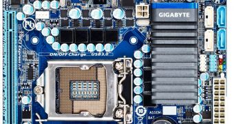 Gigabyte GA-H67N-USB3-B3 mini-ITX Sandy Bridge motherboard with dual HDMI outputs