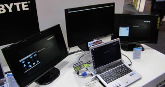 Gigabyte Notebook with External NVIDIA Graphics Supports Three Monitors