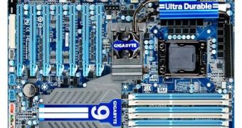 Gigabyte's highest end motherboard debuts