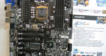Gigabyte 32-phase motherboard pushed to its limit
