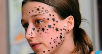 Girl Sues for Stars Tattoo All Across Her Face