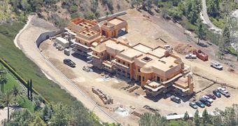 Gisele Bundchen' green dream home ,located in Los Angeles, under construction