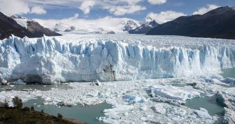 Old, vast glaciers can melt and disappear completely within a geological instant, a new study finds