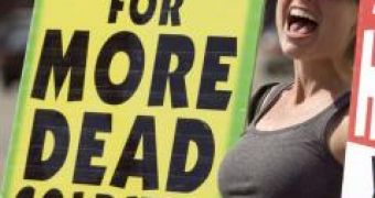 Westboro Baptist Church says it will picket Elizabeth Edward’s funeral this weekend