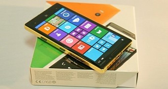 Gold-plated Lumia 930