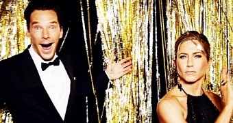 Golden Globes 2015: Benedict Cumberbatch, Jennifer Aniston Are Awkward, Funny – Video