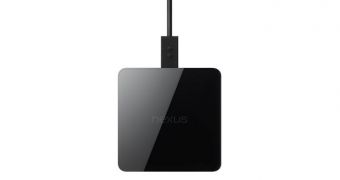 The Nexus wireless charger for Nexus 7 2013 is here