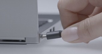 USB Type C port and cable