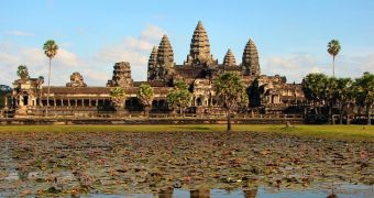 Google Street View Goes to Cambodia, Takes on Angkor Wat