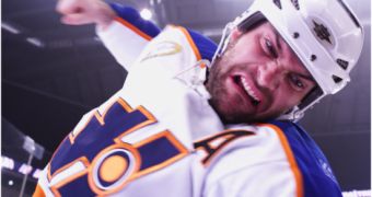 'Goon' Trailer: Seann William Scott Has Been Touched by the Fist of God