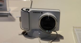 Government Approves of Samsung's Galaxy Camera (Wi-Fi)