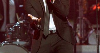 Bruno Mars performs at the Grammys 2011