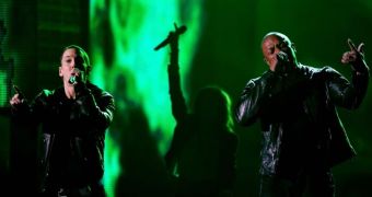 Eminem, Dr. Dre, Rihanna and Skylar Grey perform at the Grammys 2011