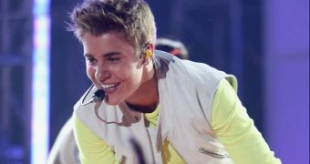 Justin Bieber says he doesn’t need Grammys as long as the fans love him