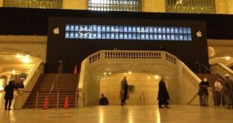 Apple Store, Grand Central set to open next Friday