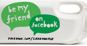 Greenbottle's green paper milk bottle