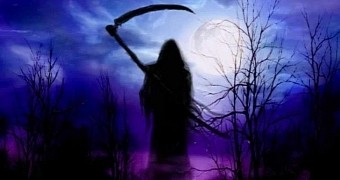 Grim Reaper Regularly Visits Albuquerque, US, Cemetery