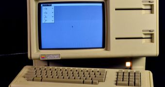 Original Apple Lisa 1 computer sells on eBay for $15,000