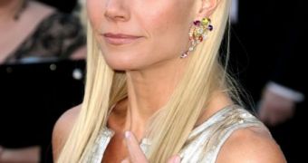 Gwyneth Paltrow is this close to signing a record deal for a debut music album