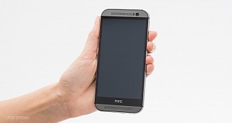 HTC One M8 (front)