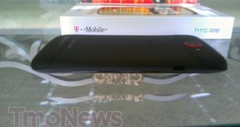 HTC One S in Black Spotted at T-Mobile USA, Not for Sale Yet