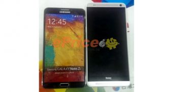 HTC One max next to Galaxy Note 3
