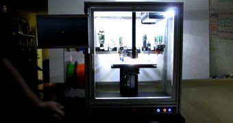HYREL Introduces the System 30 3D Printer with Four Extruders, Embedded PC