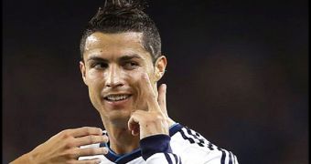 Phone numbers of Cristiano Ronaldo and other famous football players published on Twitter