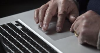 Hackers Penetrate Apple’s Own Macs