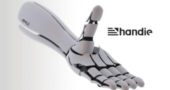 Handie, a 3D-Printed Bionic Arm, Costs Less than $400 (€296)