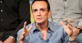 Hank Azaria really wanted to play Joey on the hit sitcom "Friends"