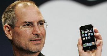 Steve Jobs unveiling the first iPhone