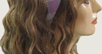 Do-it-yourself wavy hair you'll learn to love
