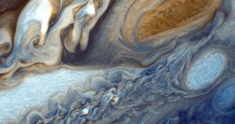 A photo of Jupiter's upper atmosphere, which appears to be lacking in neon and helium