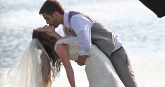Jill Duggar and Derick Dillard kissed for the first time on their wedding day, over the weekend