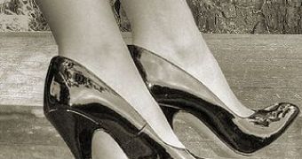 Wearing high heels permanently changes muscles