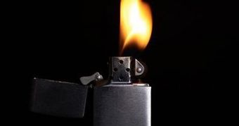 Student sets his teacher on fire with cigarette lighter