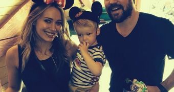 Hilary Duff, Mike Comrie and their son