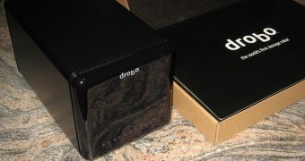 Drobo, storage solution using four hard drives as one