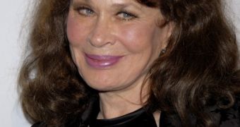 Actress Karen Black has been battling cancer for 2 years, can hope again after fans raise money for new treatment