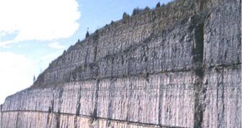This photograph shows volcanic ash beds – formed around 455 million years ago – layered in the rock of the Nashville Dome area in central Tennessee