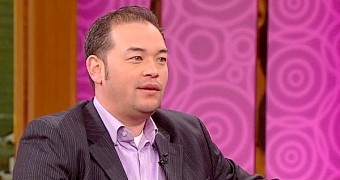 Jon Gosselin is strapped for cash again, has been evicted from his home
