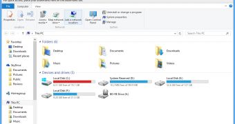 This is what File Explorer looks like with tabs