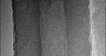 A high resolution transmission electron microscope image showing hollow zinc oxide nanotubes with single crystal lattice