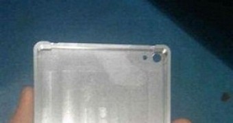 Huawei Ascend P8 back metal panel