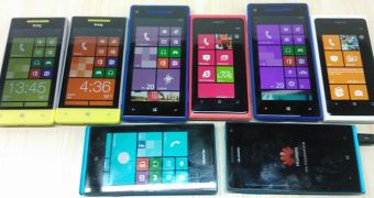 Huawei Ascend W1 next to other Windows Phones