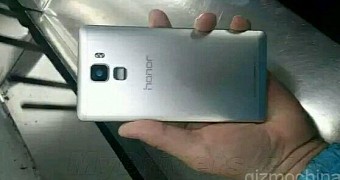 Huawei Honor 7 Leaks Out with Metal Chassis and Fingerprint Scanner