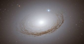 The recent picture Hubble took of the NGC 7049 galaxy, in the Indus constellation