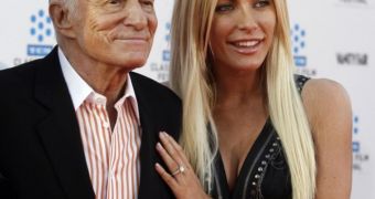 Hugh Hefner and Crystal Harris will be married on New Year’s Eve